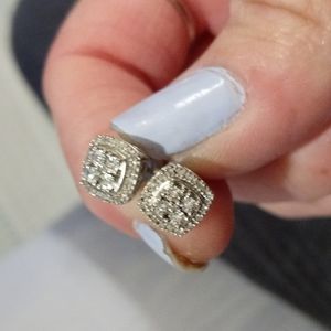 Sterling silver earrings with diamonds